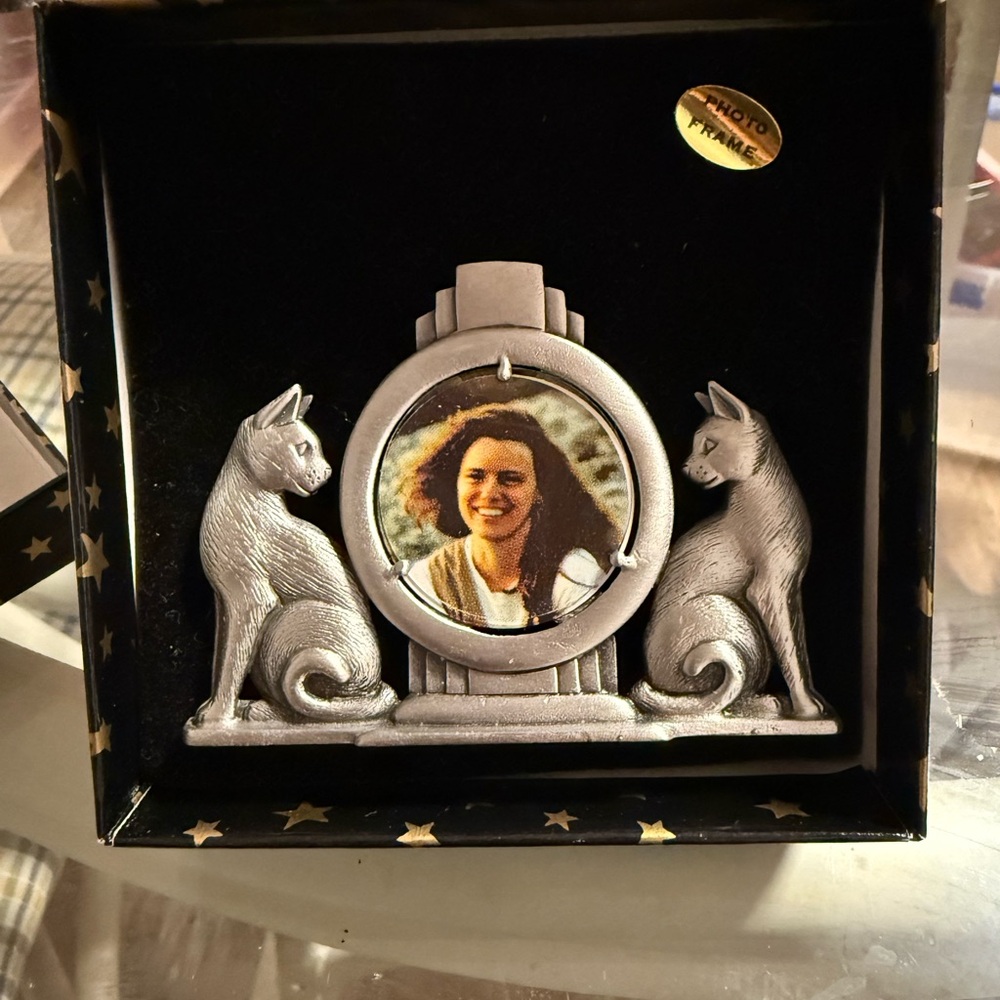 Silver Cat Photo Frame